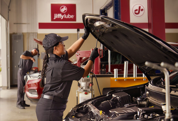 How Often Should You Get an Oil Change? Jiffy Lube Recommendations by Vehicle Type
