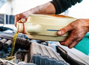 Firestone Oil Change Prices 2025 Near Me Cost for Full Synthetic, Blend ...